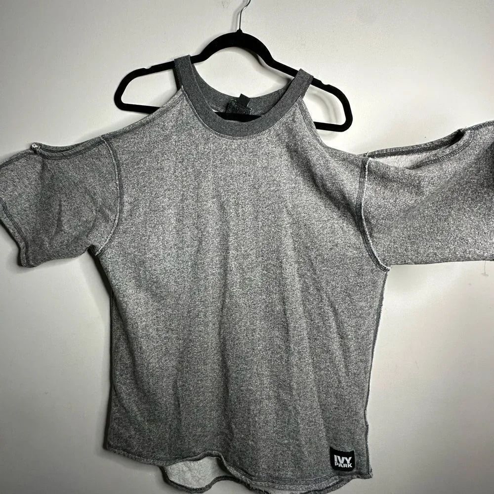 Ivy Park off shoulder sweater‎